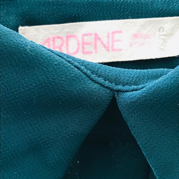 Ardene see-through collar sleeveless blouse - Picture 3 of 3